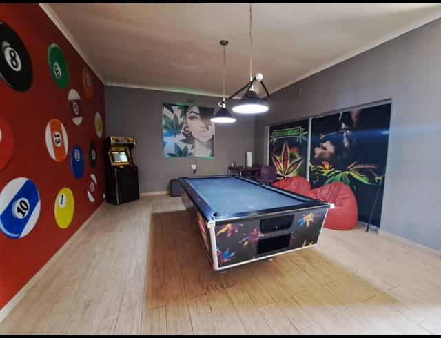 1,345M² BUSINESS FOR SALE IN DALVIEW